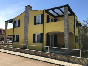 Apartment With 2 Bedrooms in Bašanija, With Furnished Balcony and Wifi Near the Beach
