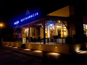 Bulwary Hotel  Biznes