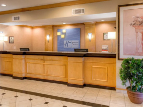 Holiday Inn Express Hotel & Suites Memphis Southwind by IHG