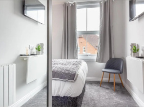 The Bull Inn- 3 Double Rooms with En-Suite and Air Conditioning