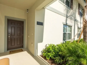 Storey Lake Resort Vacation Home 4 Bedroom Townhouse by Redawning