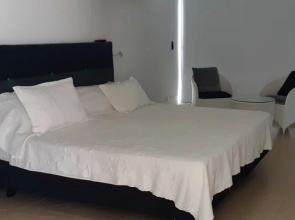 Casa Quinta en condominio Campestre el Peñon Girardot