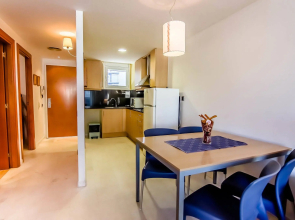 Apartamentos S'abanell Central Park