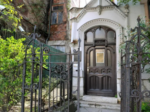 Tesla Apartment
