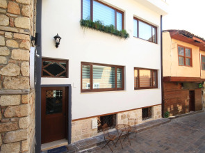 Delight Deluxe Hotel