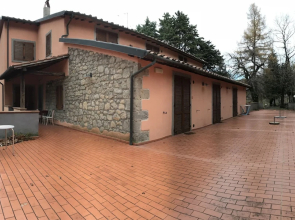 C.A.V. Capenti - Near Parco Piscine Capenti Outdoor Pool