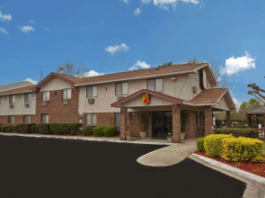 Super 8 Greenville