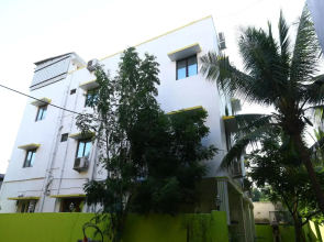 OYO 2140 Apartment Perungudi