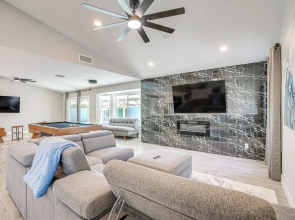 Home Near Spring Training & State Farm Stadium!
