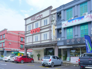 OYO 89457 682 Lodge
