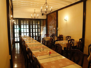 Ipeace Hotel
