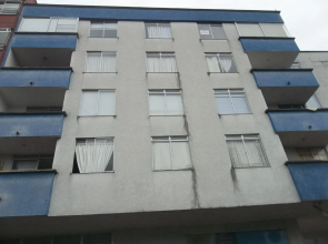 Apartaestudio en Pereira con vista al viaducto - Beatiful apartment with city view