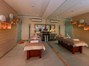 Almansour Suites Hotel Doha