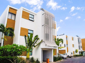 Cap Ouest by Dream Escapes