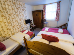 St Athans Hotel