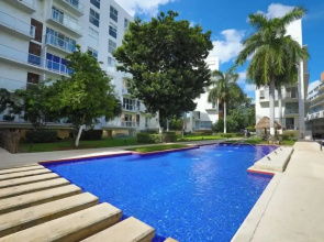 Spacious Condo with Gym & Pool Cancun