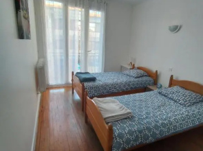 Appartement spacieux en centre ville, 2 chb, terrasse et garage