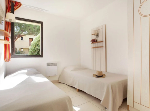 Tidy apartment in the popular resort of Le Cap d'Agde