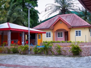 Beneville Hotel & Apartment