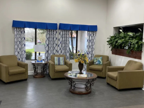 Days Inn & Suites Mobile