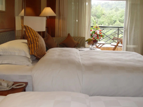 Dongguan Lotus Villa Hotel