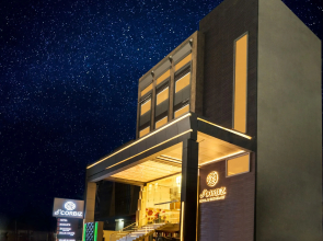 Hotel D'corbiz