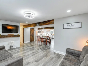 Family-friendly Home w/ Yard: 27 Mi to Nashville!