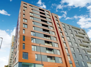 Plush Apartment in Manchester Near IWM North