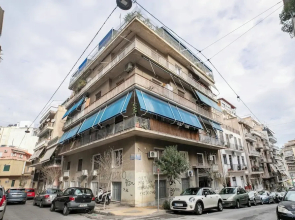 Selesta - 2 Bedroom Apartment in Athens