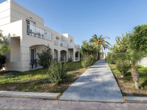 Akti Coast Club