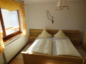 Pension & Reitschule Fuchsenhof