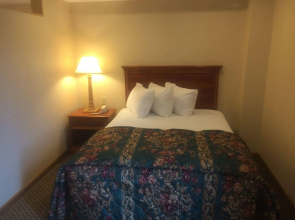 Indian Hills Inn & RV Park
