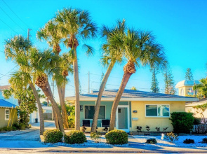 Pass-A-Grille Intercoastal Views 102-4 by TechTravel