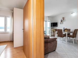 Nice Apartment in Krusevo With Jacuzzi, Wifi and 1 Bedrooms