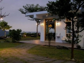 Ask Cloud Villa
