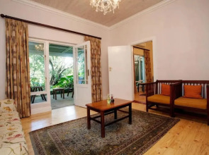 Zuurberg Mountain Village