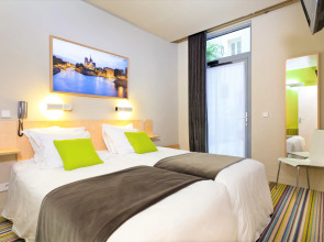 Hotel Glasgow Monceau Paris by Patrick Hayat