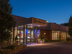 Holiday Inn Express Preston - South by IHG