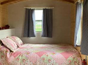 Captivating 1-bed Cabin in Middlesbrough