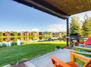 Modern Pagosa Springs Home w/ Deck on Village Lake
