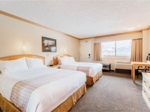 Mount Robson Inn