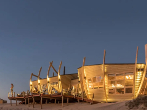 Shipwreck Lodge