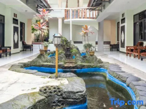 Rehat at Abadi Hotel Tasikmalaya