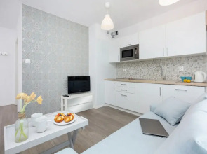 Apartment Poznan Strzelecka by Renters