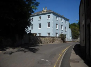 Bove Town House Apartments