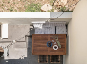 Lofos Casteli Sunlight