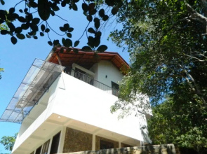 Birds Paradise Hotel
