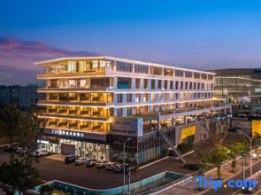 Jurong Round Rate Hotel