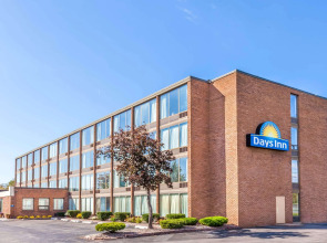 Days Inn by Wyndham Syracuse
