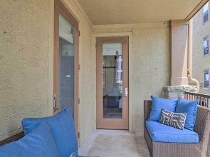 Lake LBJ Condo w/ Balcony & Shared Boat Docks